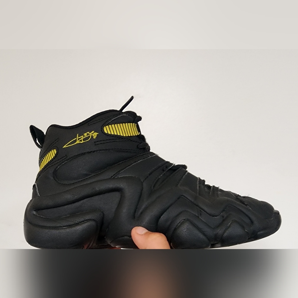 Adidas Crazy 8's size 5!
